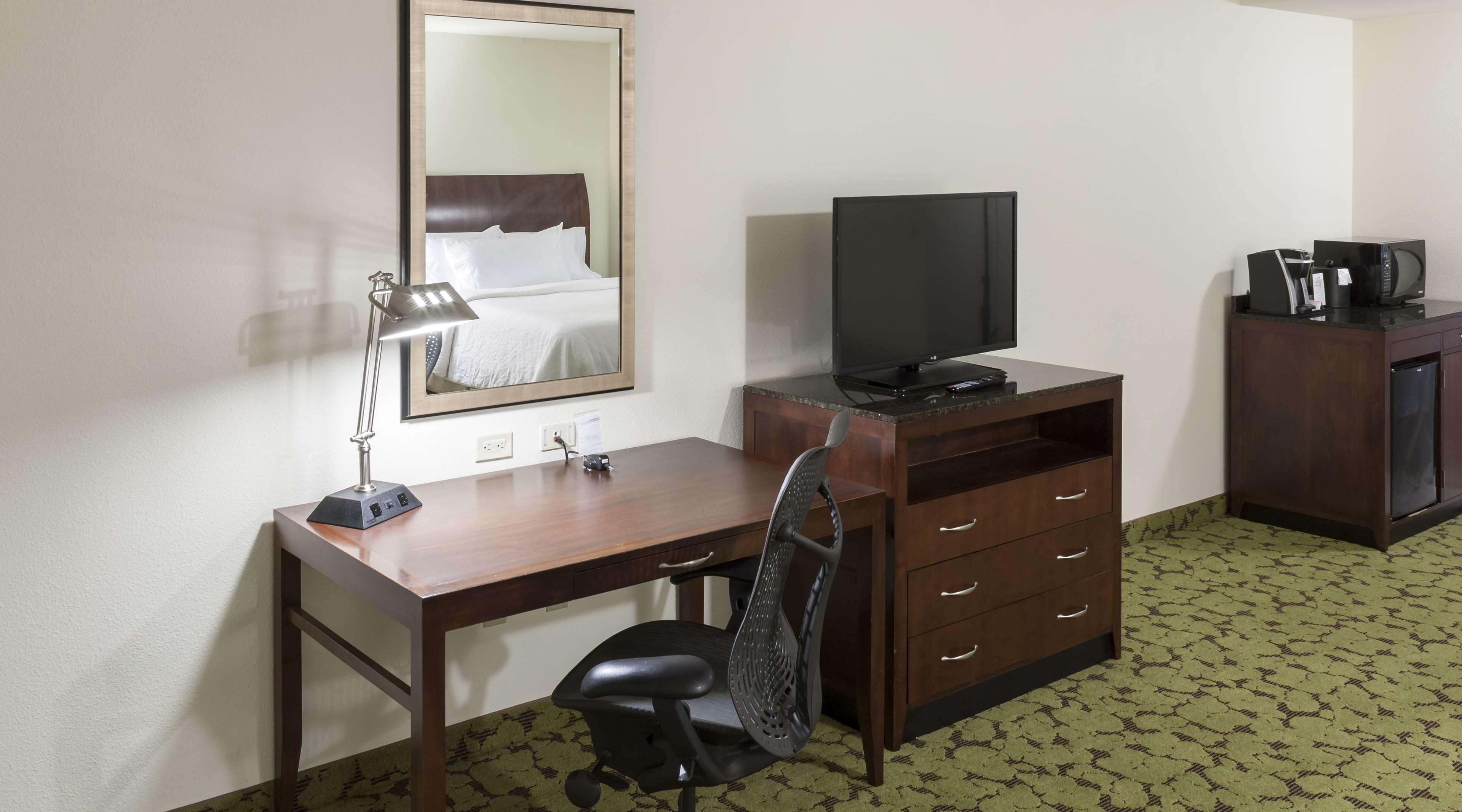 Hilton Garden Inn Dallas/Duncanville Exteriér fotografie